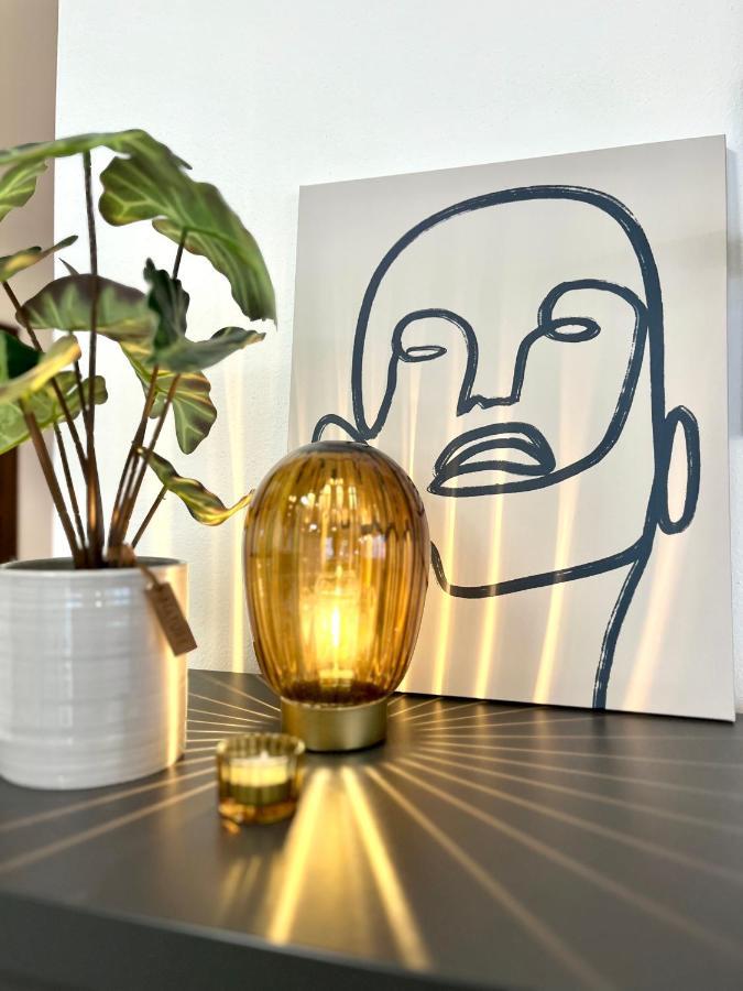 The Elite Suite II Downtown Ac & Garage Parking Bratislava Luaran gambar