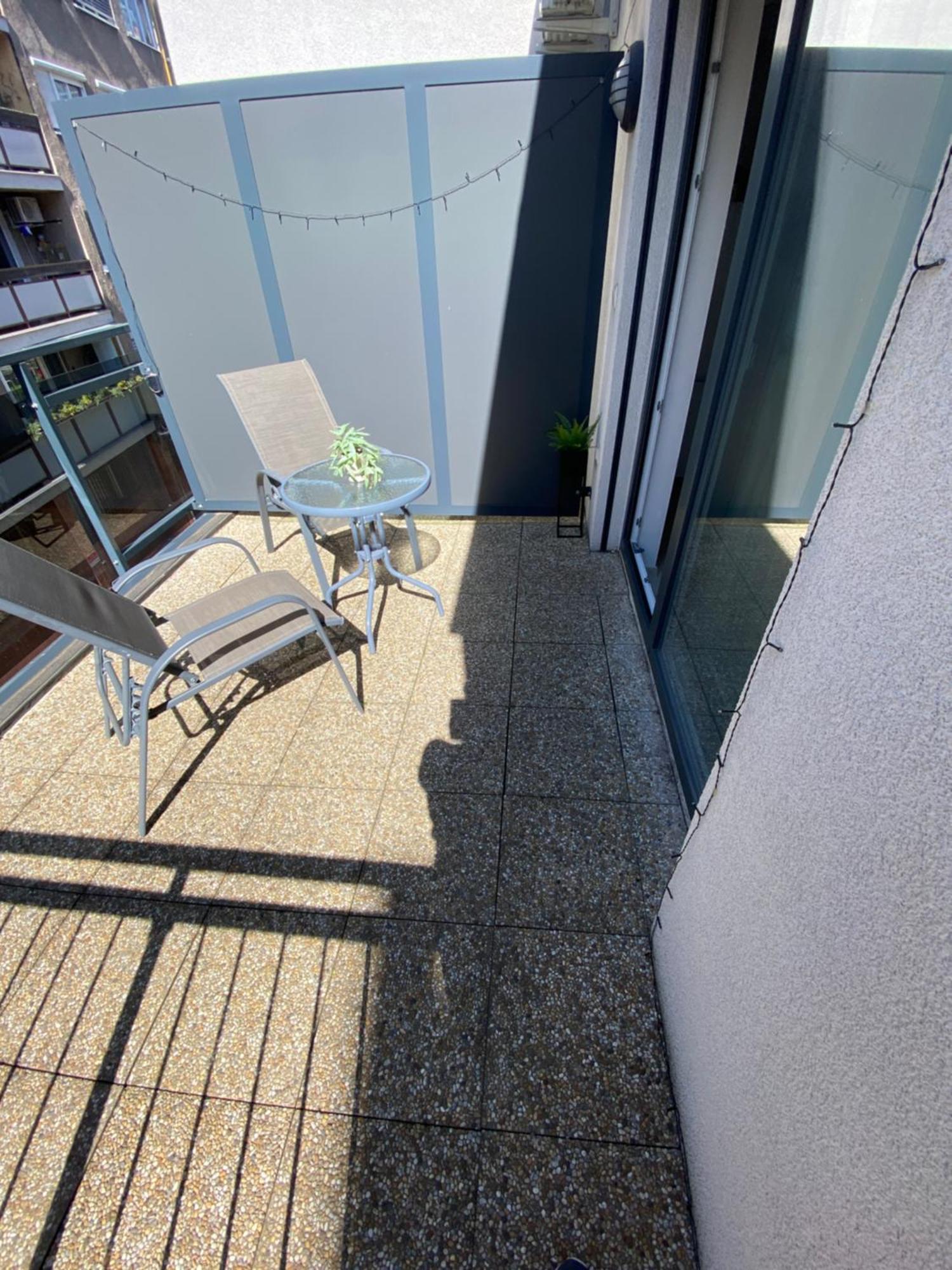 The Elite Suite II Downtown Ac & Garage Parking Bratislava Luaran gambar